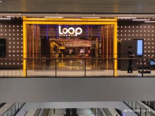 loop cinemas
